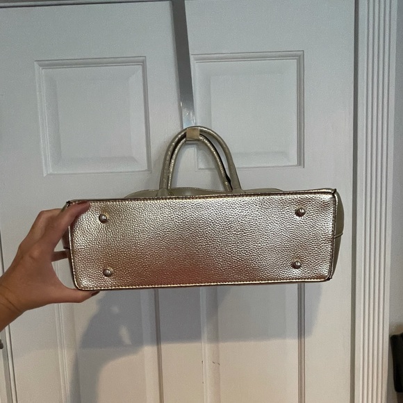 Justfab Gold pebbled vegan leather shoulder bag crossbody - Picture 9 of 11